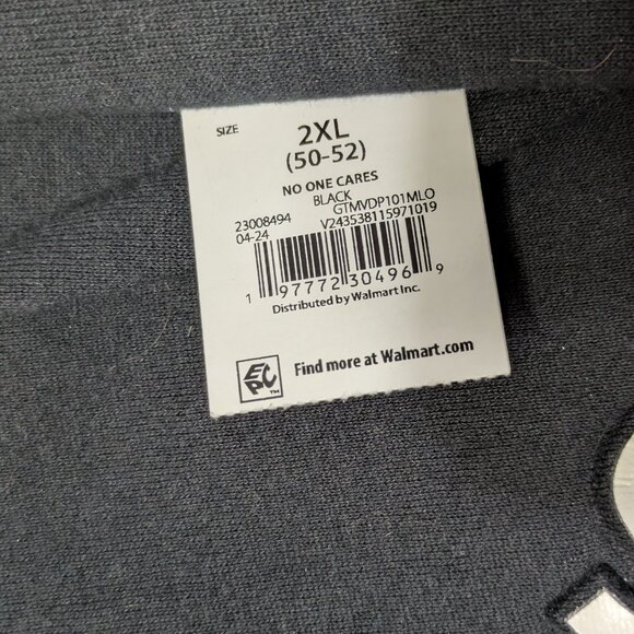 Men's Marvel Hoodie DeadPool "No One Cares" NWT - size 2XL - Picture 3 of 6